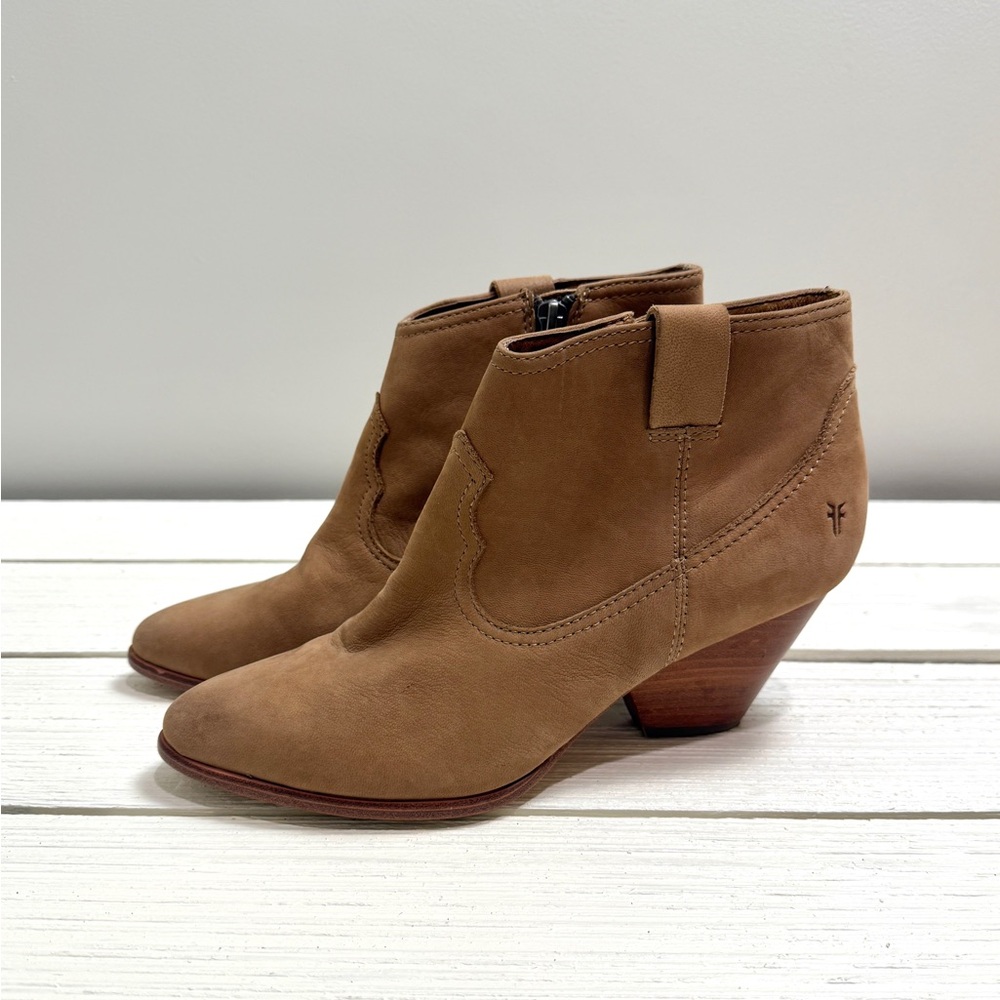 Frye Reina Bootie Taupe Gray Ash Leather Ankle Women's Size 8M Western Boot